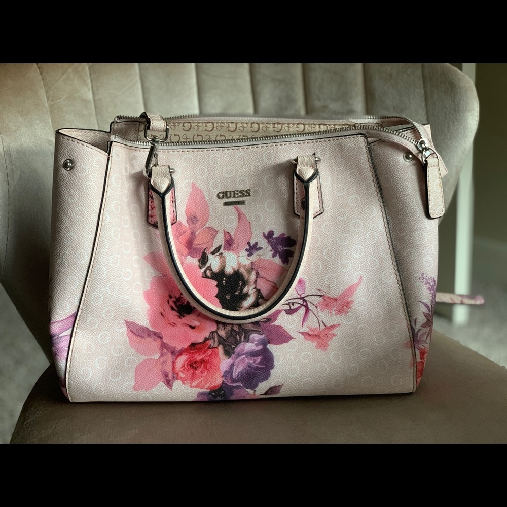 Guess purse